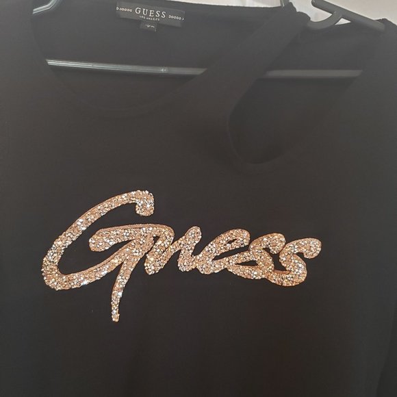 Gorgeous black with gold logo GUESS Sweater - Picture 6 of 7